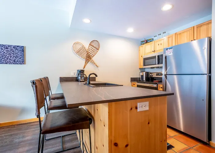 Taylor's Crossing 302